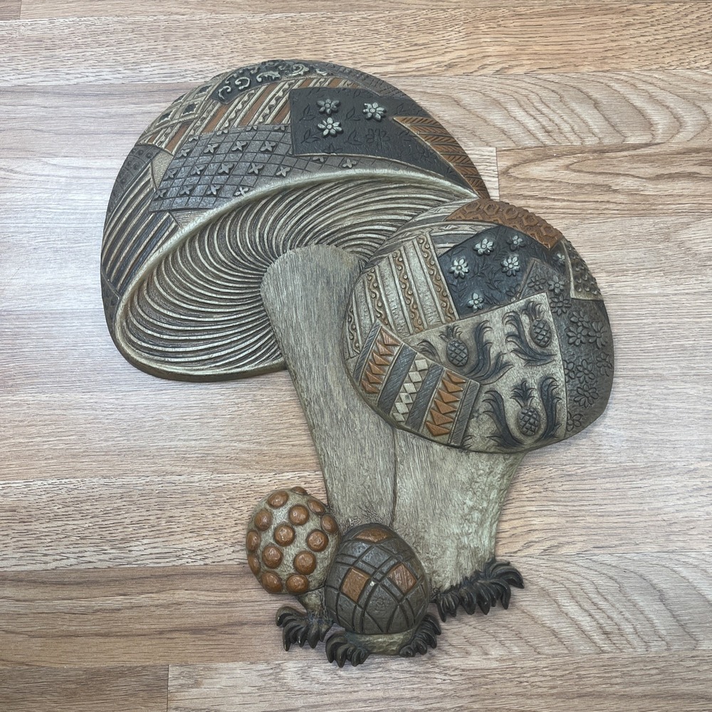 Vintage Retro 1971 Burwood Mushroom Wall Hanging Art 19" Hard Plastic 3D